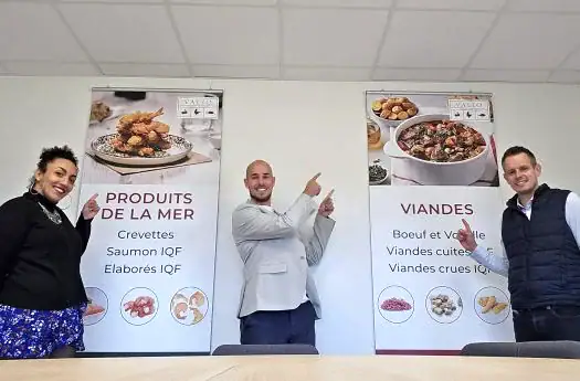 Frische Meeresfrüchte und Fleischprodukte bei Valio Deutschland, präsentiert von drei Personen vor W.