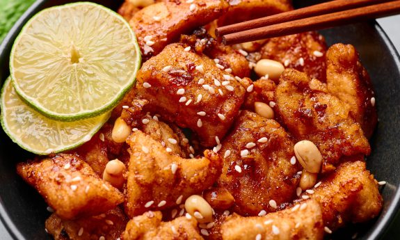 Chicken Karaage frittiertes Hühnefleisch asiatische Marinade